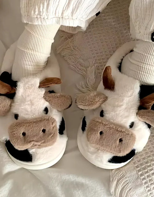 Load image into Gallery viewer, Women'S Cartoon Cute Cow House Slippers Warm plus Lined Closed Toe Fuzzy Home Slides Women'S Fluffy Comfy Shoes Winter Autumn