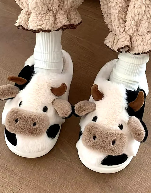 Load image into Gallery viewer, Women'S Cartoon Cute Cow House Slippers Warm plus Lined Closed Toe Fuzzy Home Slides Women'S Fluffy Comfy Shoes Winter Autumn