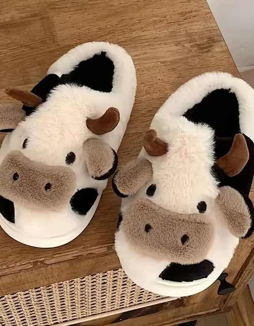 Load image into Gallery viewer, Women'S Cartoon Cute Cow House Slippers Warm plus Lined Closed Toe Fuzzy Home Slides Women'S Fluffy Comfy Shoes Winter Autumn